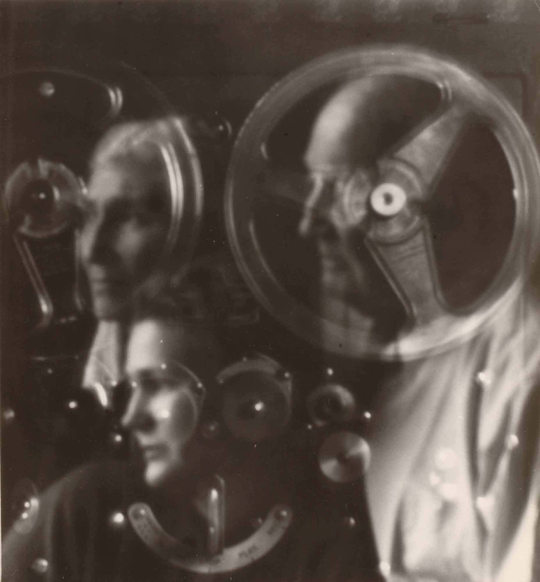 Flaherty Family, c. 1951, Gelatin silver print, 11 1/4 x 10 3/8 in. (28.6 x 26.4 cm)
– The Richard Pousette-Dart Foundation
