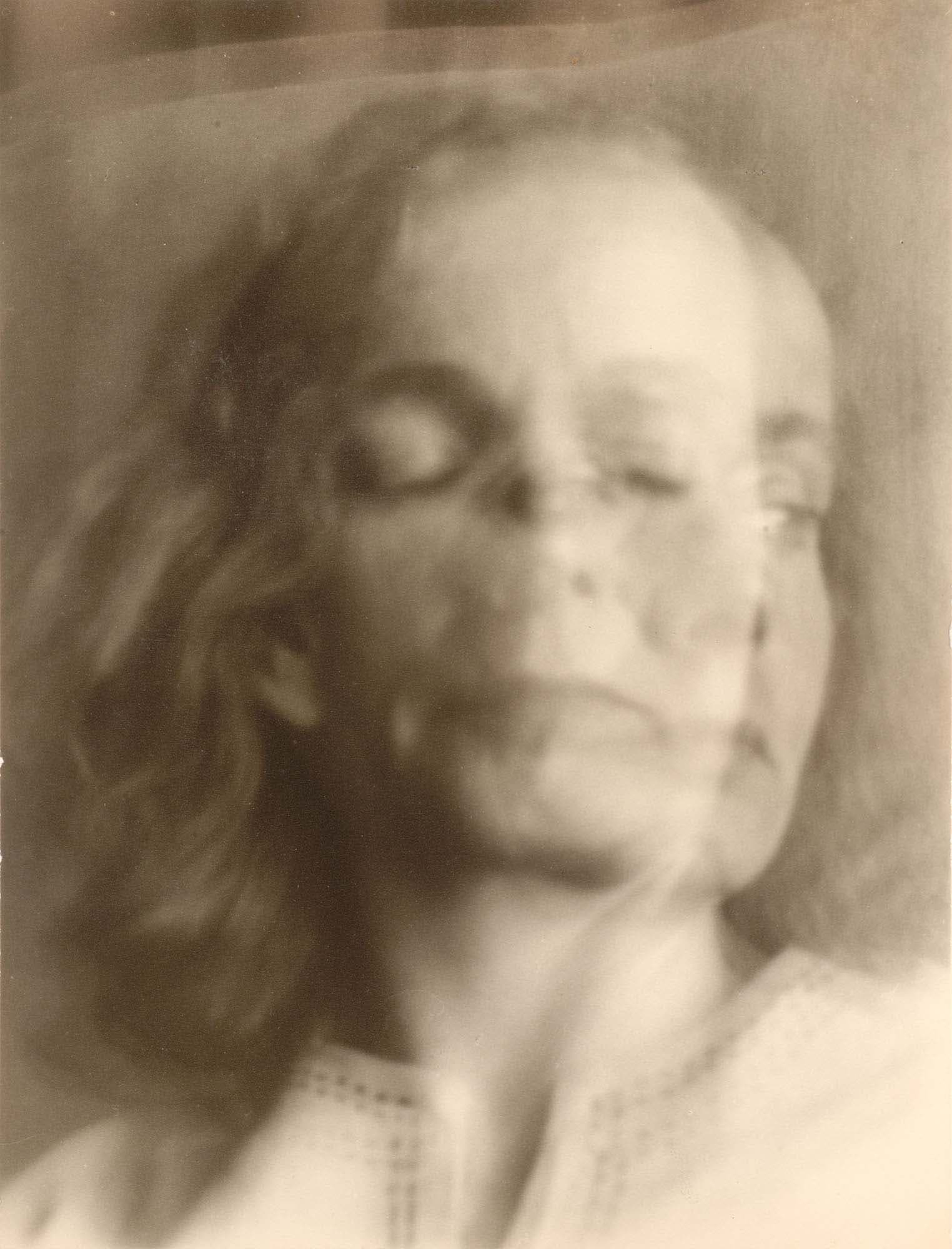 Betty Parsons
1948
Gelatin silver print
9 1/4 x 8 1/2 in. (23.5 x 21.6 cm)
Whitney Museum of American Art, New York (T.2017.103)
– The Richard Pousette-Dart Foundation