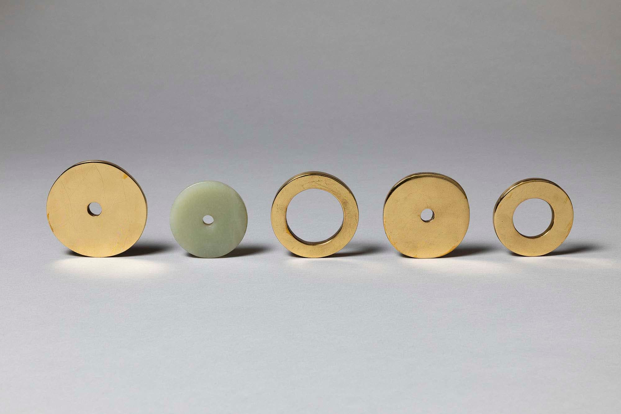 Untitled, c. 1960s, Hand-cut brass and jade, 2 5/8 x 2 5/8 in. (6.5 x 6.5 cm)
Kettle's Yard, University of Cambridge
– The Richard Pousette-Dart Foundation