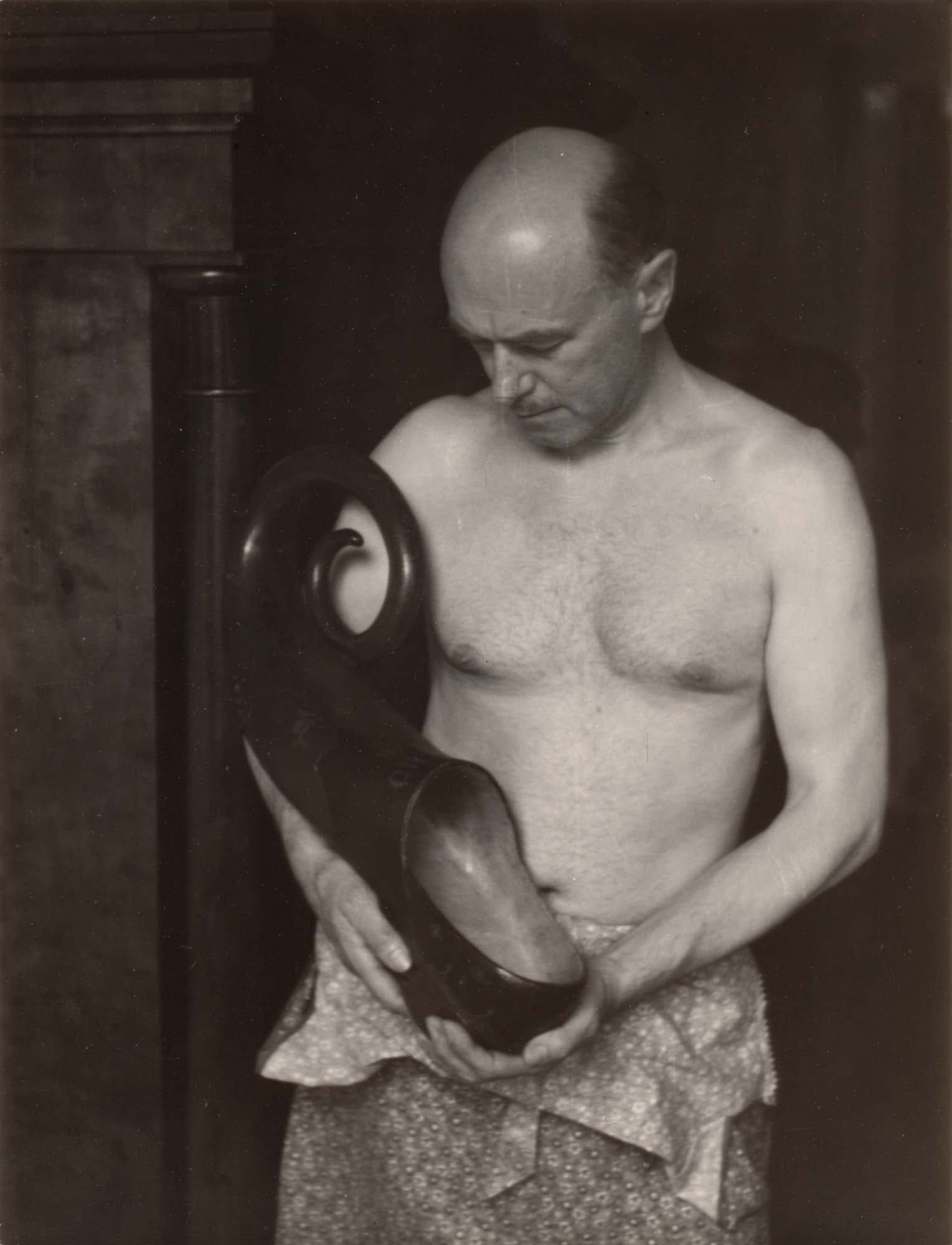 John D. Graham, 1939, Gelatin silver print, 13 1/2 x 10 1/2 in.
– The Richard Pousette-Dart Foundation