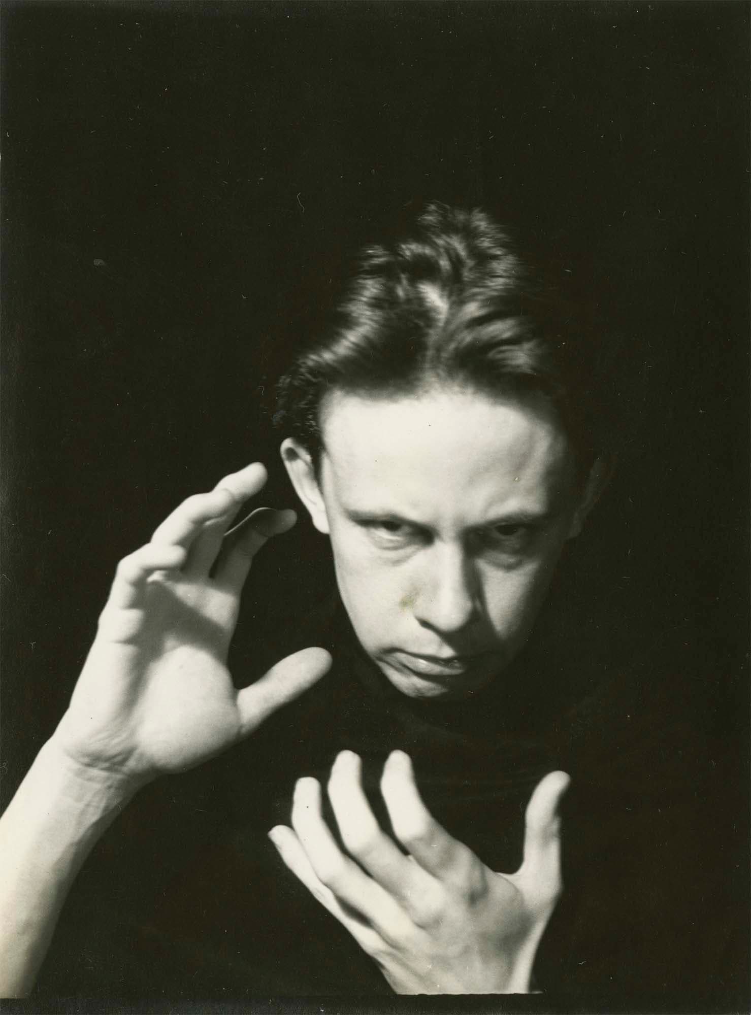 Self-Portrait, c. 1935, Gelatin silver print, 4 7/8 x 3 5/8 in.
– The Richard Pousette-Dart Foundation