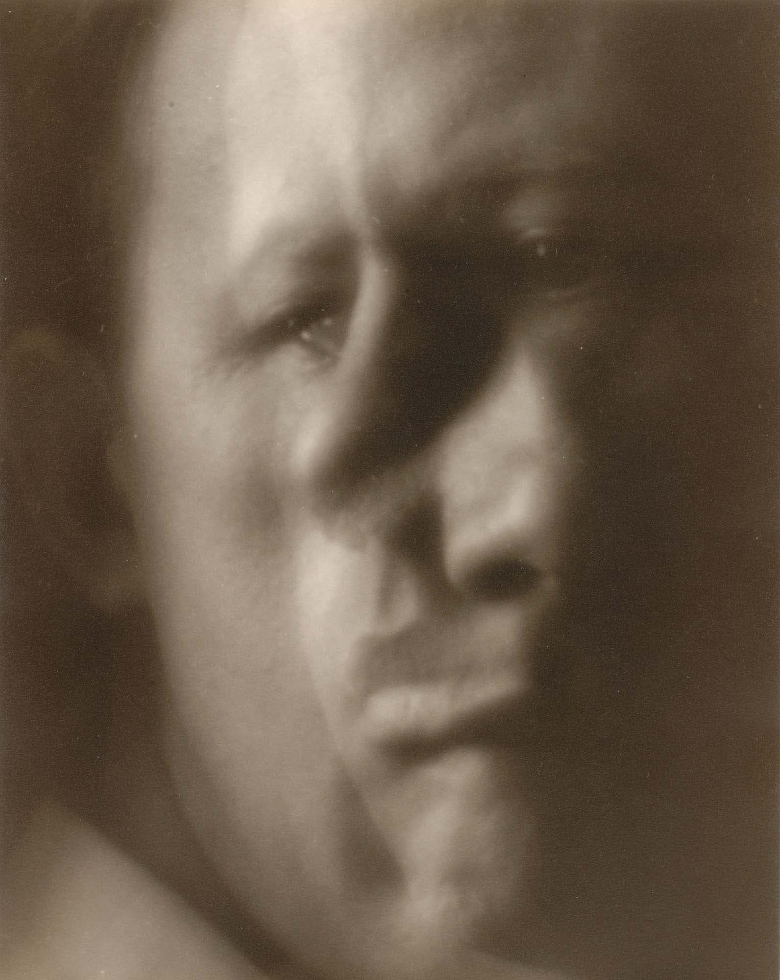 Self-Portrait
c. 1948
Gelatin silver print
8 1/2 x 6 3/4 in. (21.6 x 17.1 cm)
– The Richard Pousette-Dart Foundation