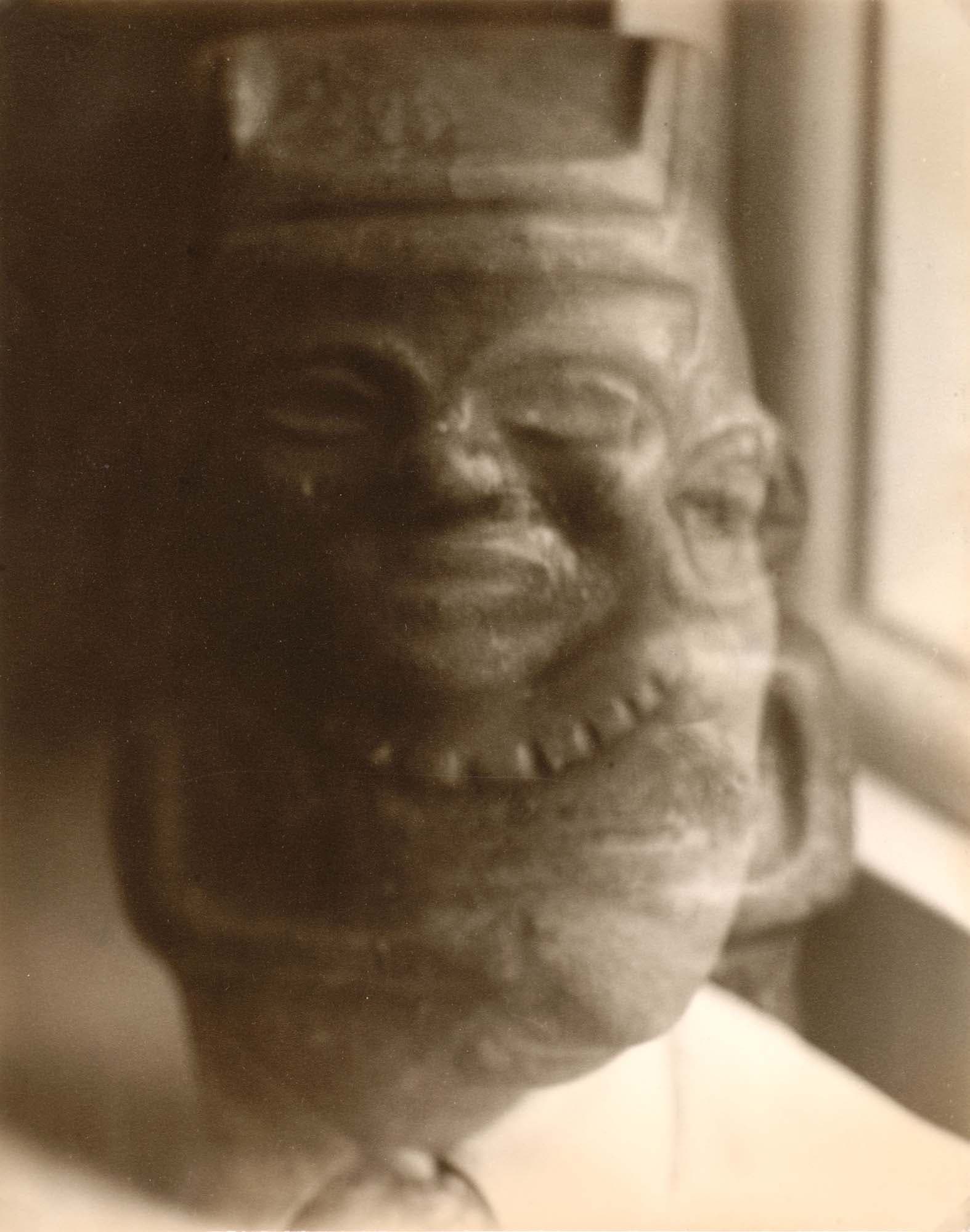 Barnett Newman
1948
Gelatin silver print
10 x 8 in. (25.4 x 20.3 cm)
– The Richard Pousette-Dart Foundation